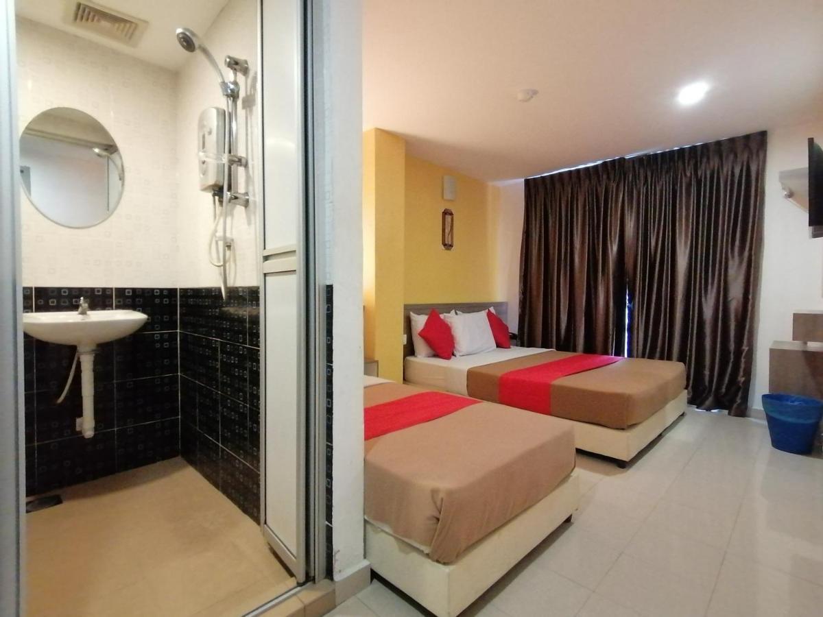 Yellow Mansion Hotel Melaka Raya Exterior foto