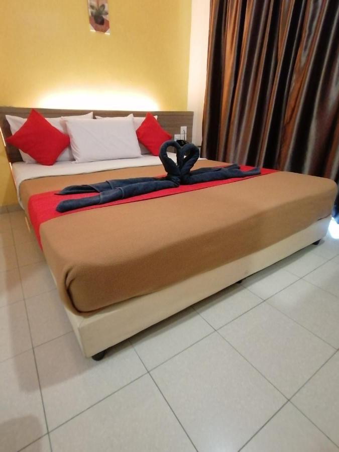 Yellow Mansion Hotel Melaka Raya Exterior foto