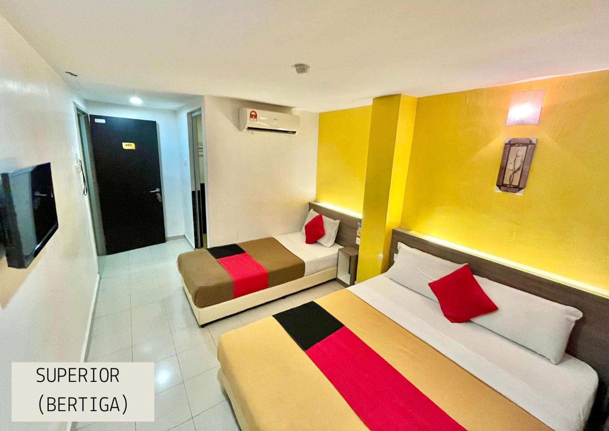 Yellow Mansion Hotel Melaka Raya Exterior foto
