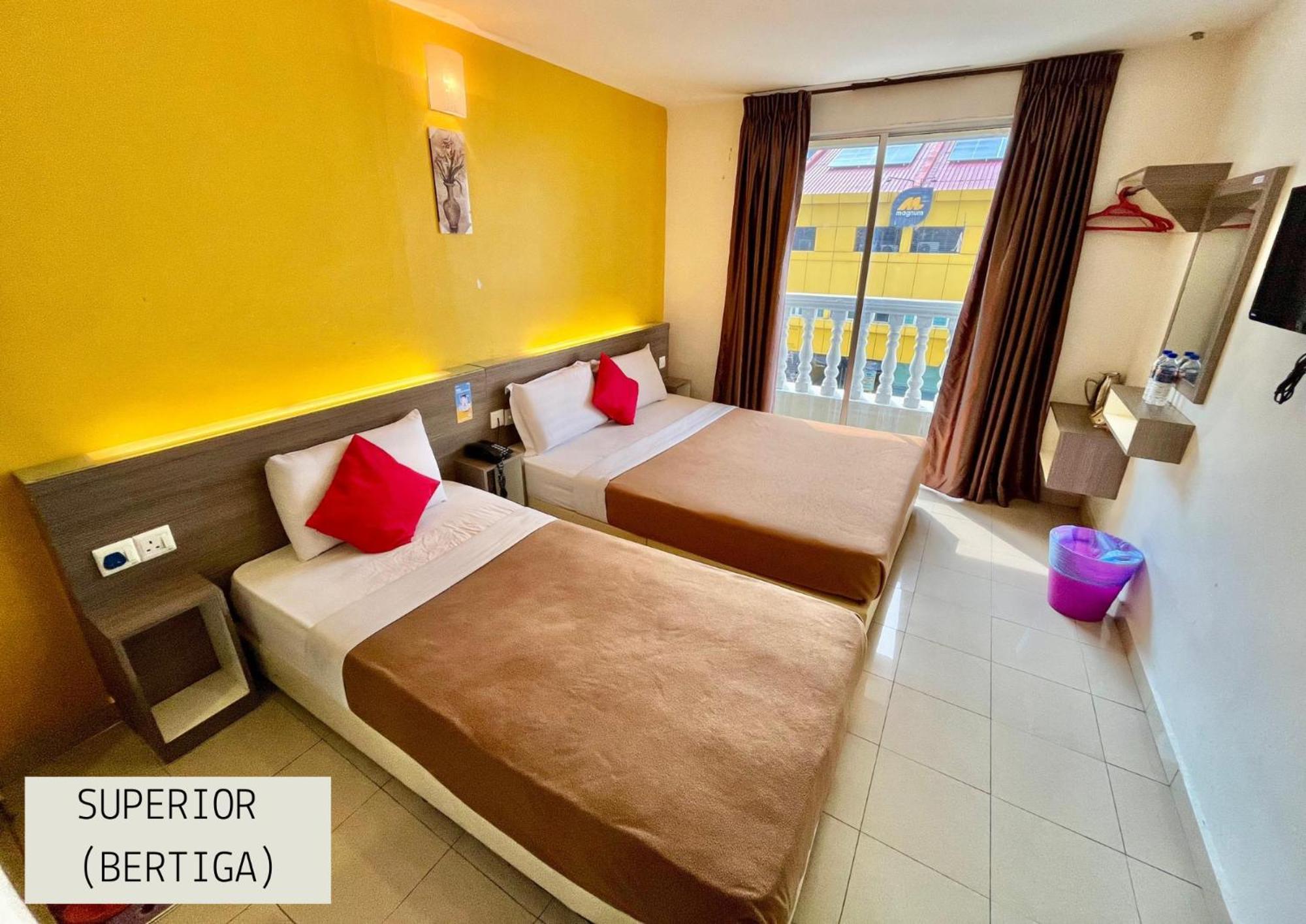 Yellow Mansion Hotel Melaka Raya Exterior foto
