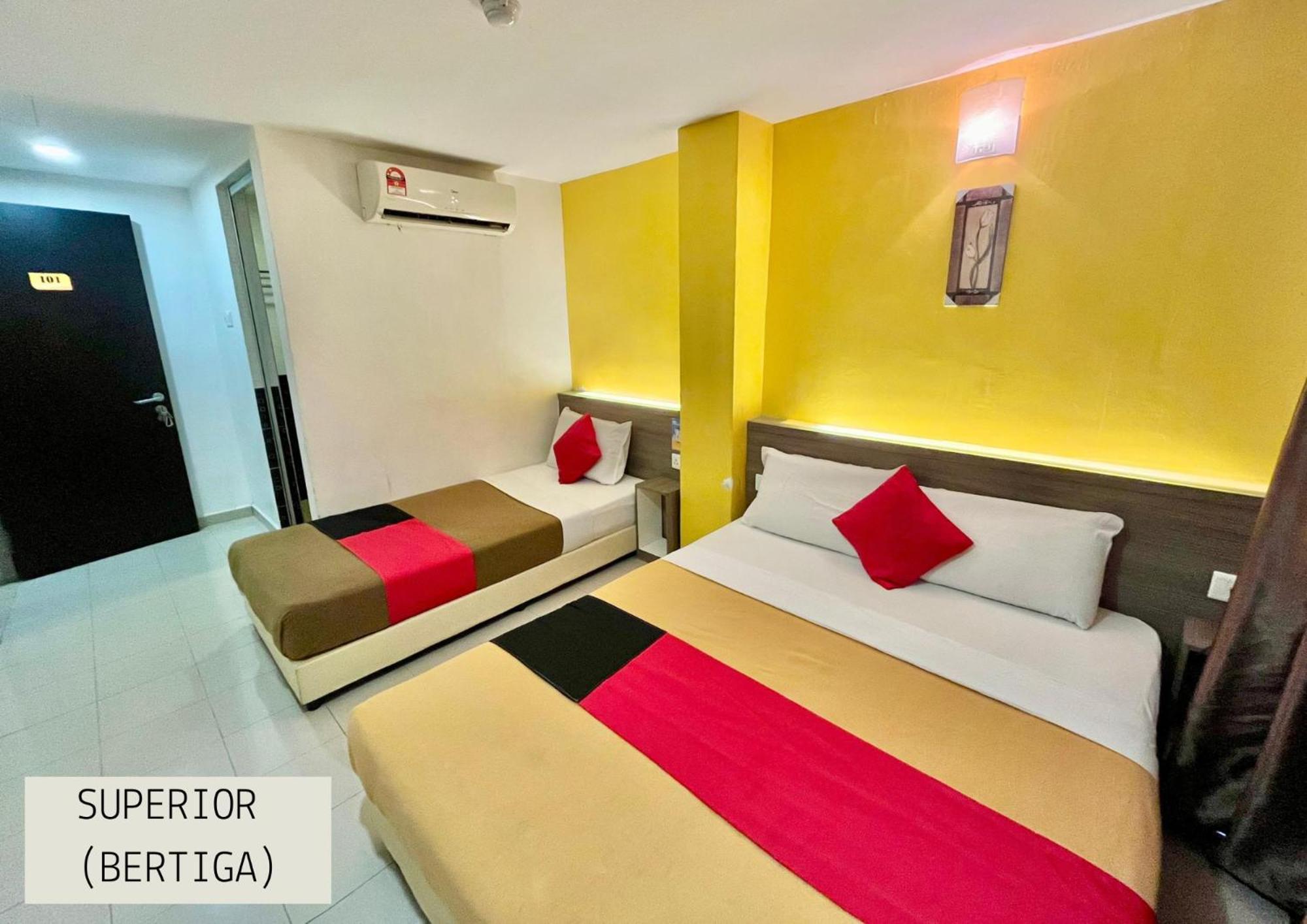 Yellow Mansion Hotel Melaka Raya Exterior foto